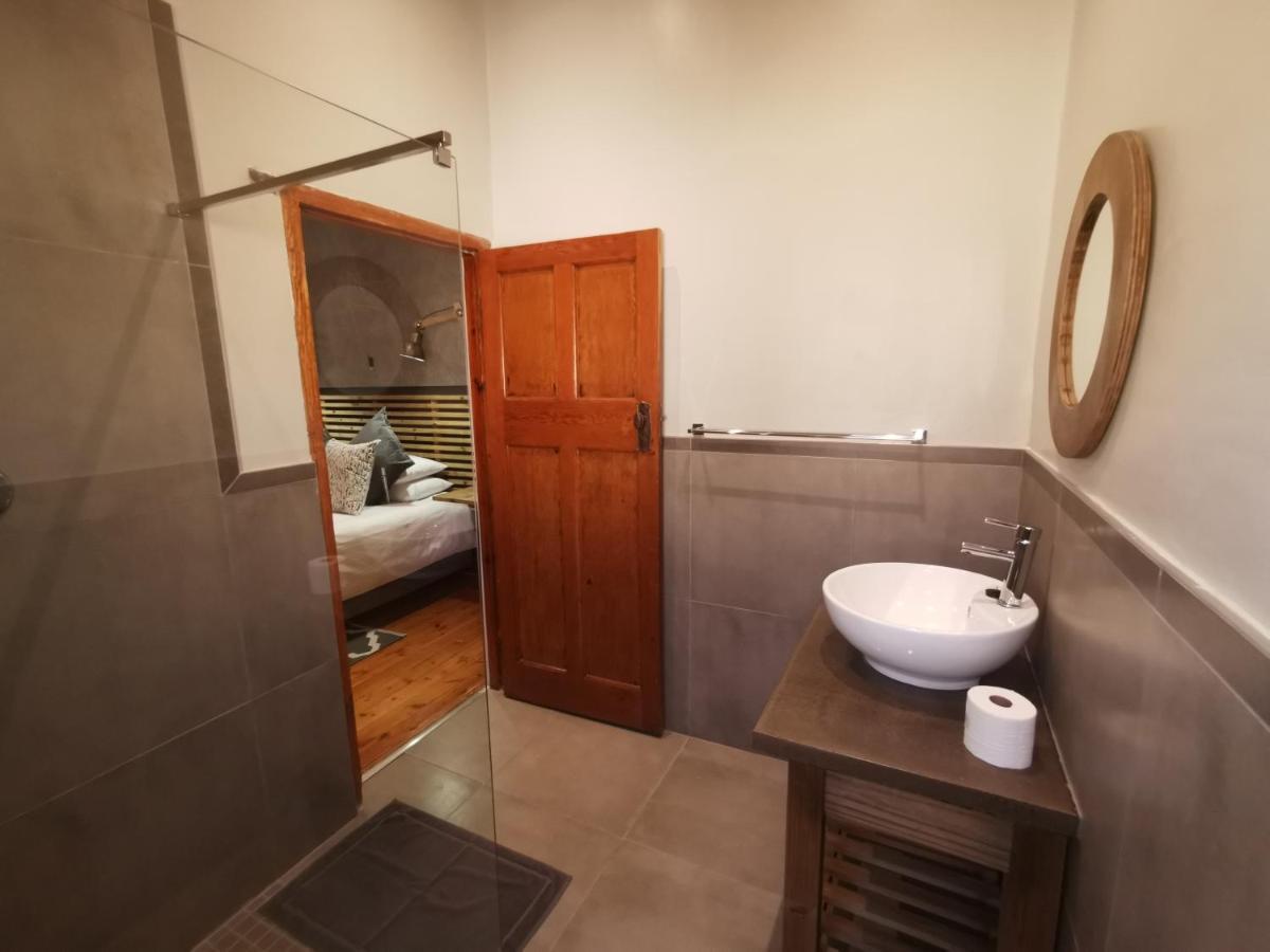 Guest Suites On Connor Bloemfontein Exteriör bild