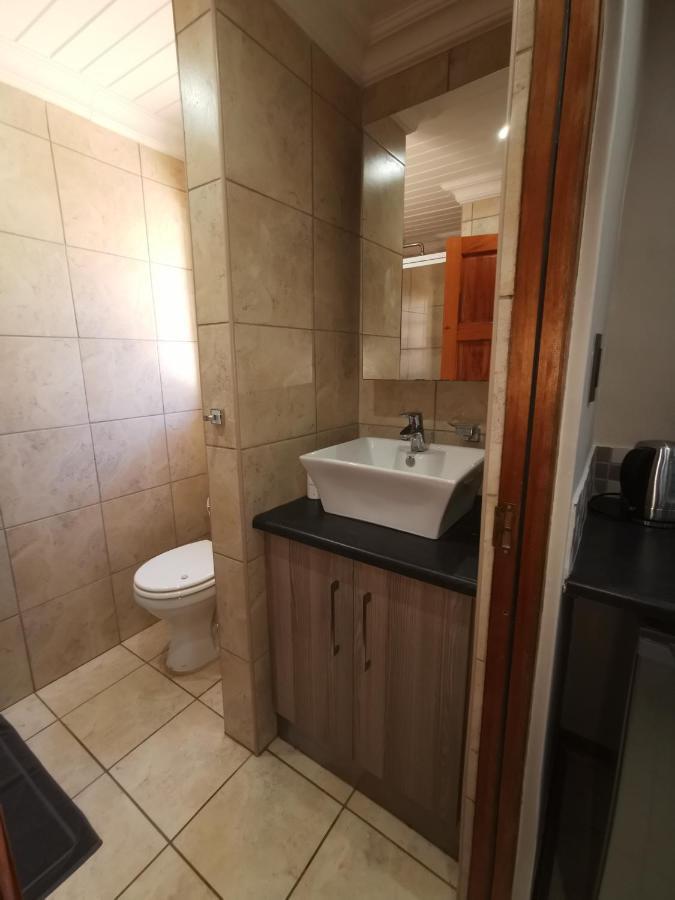 Guest Suites On Connor Bloemfontein Exteriör bild