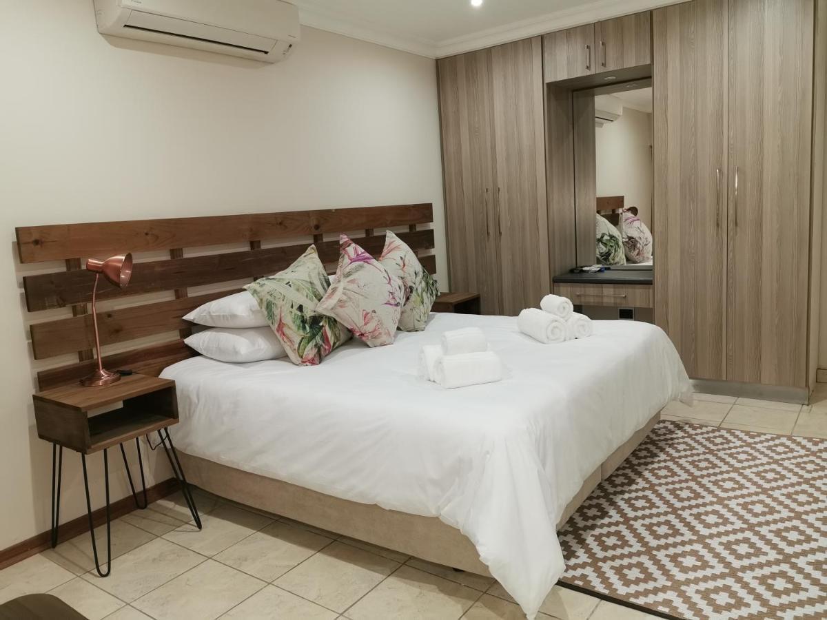 Guest Suites On Connor Bloemfontein Exteriör bild